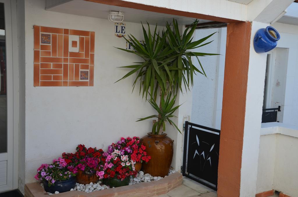 Bed and Breakfast Jardin De Marceau Blasimon Экстерьер фото