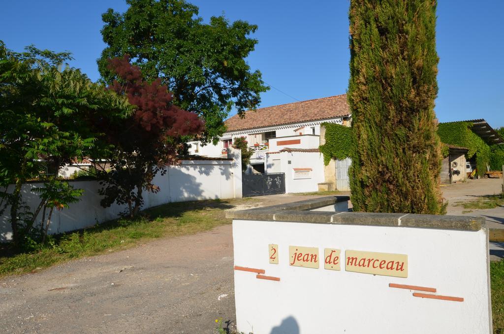 Bed and Breakfast Jardin De Marceau Blasimon Экстерьер фото