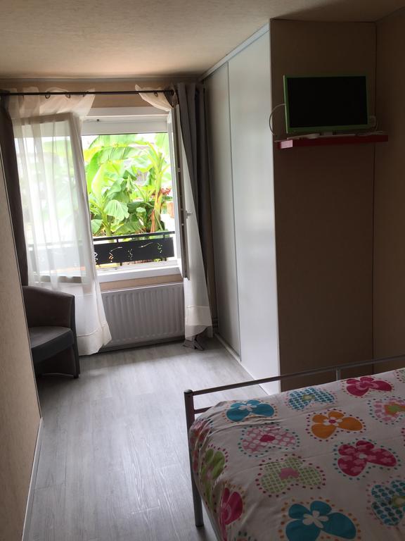 Bed and Breakfast Jardin De Marceau Blasimon Экстерьер фото
